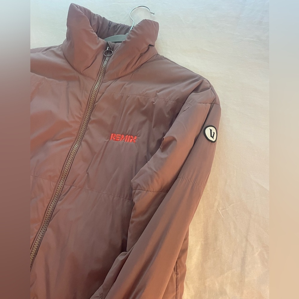 Vuori Women's Puffer Jacket